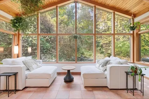 56 Temple Street Burlington VT 05401