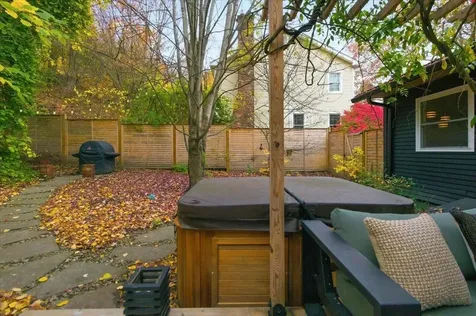 56 Temple Street Burlington VT 05401