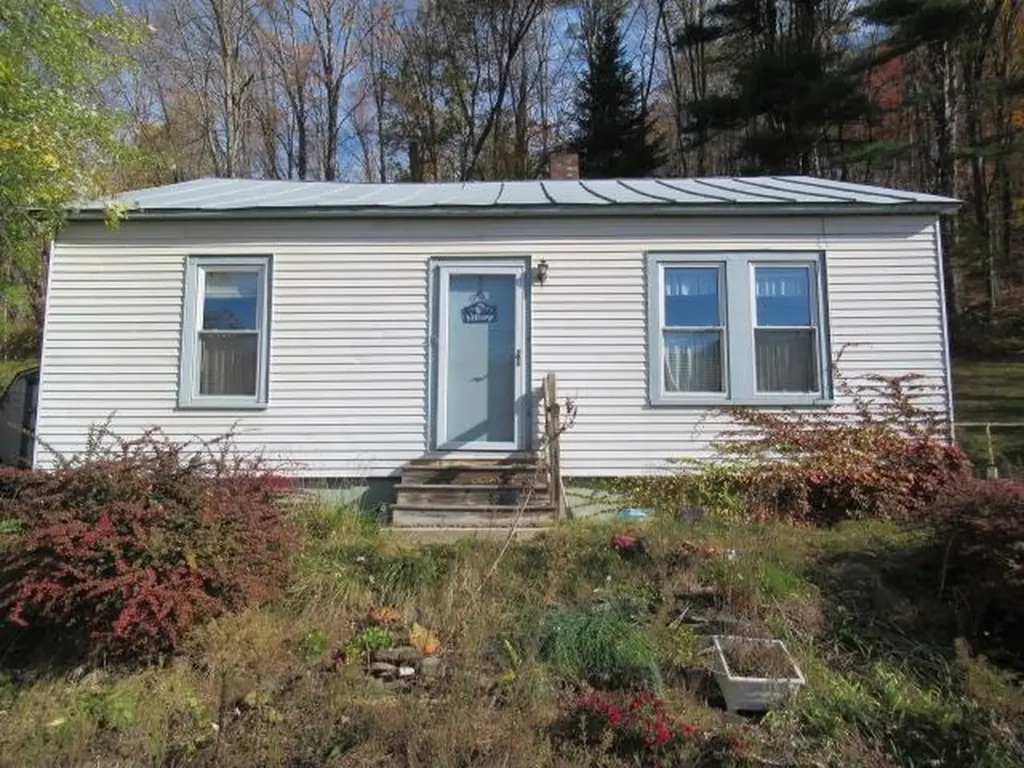 46 Ledgeside Terrace Hartford VT 05001