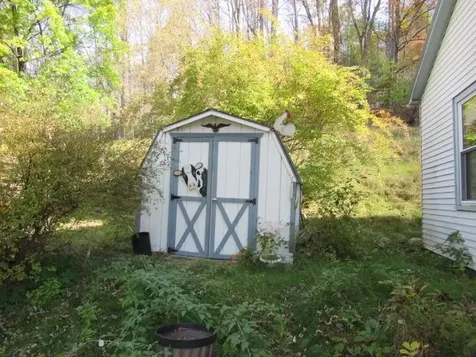 46 Ledgeside Terrace Hartford VT 05001