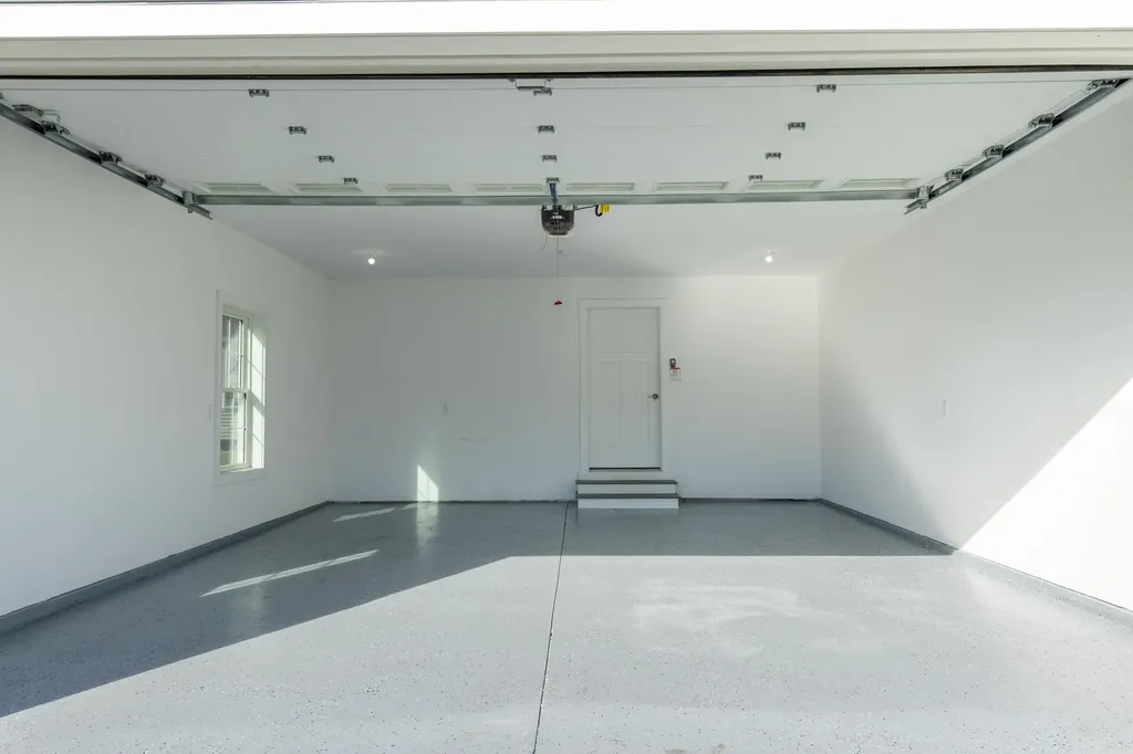 27 Mulberry Lane Epping NH 03042