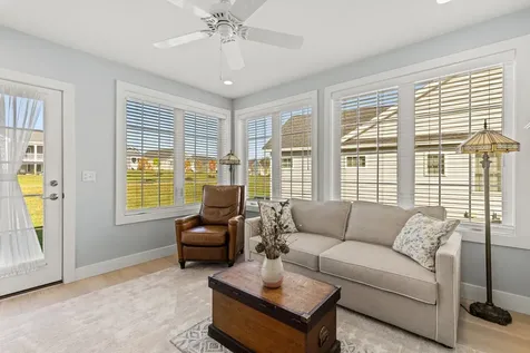 27 Mulberry Lane Epping NH 03042