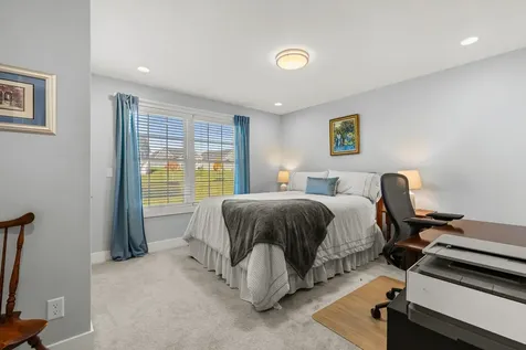 27 Mulberry Lane Epping NH 03042