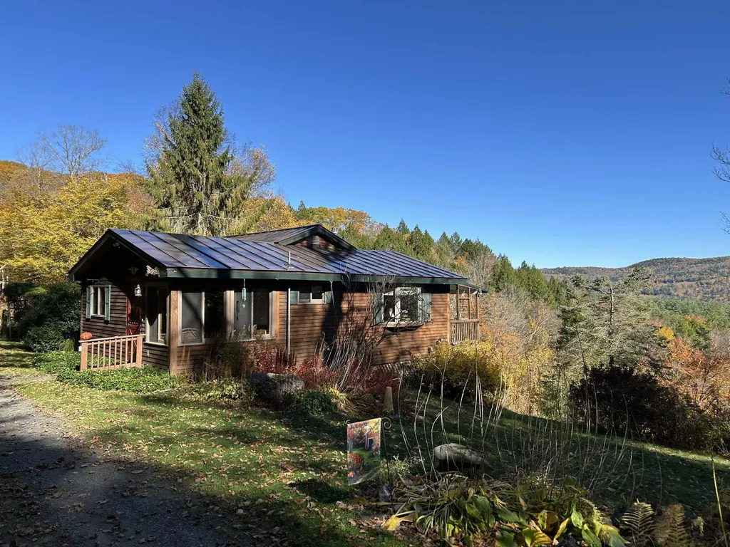 383 Brookline Road Townshend VT 05353