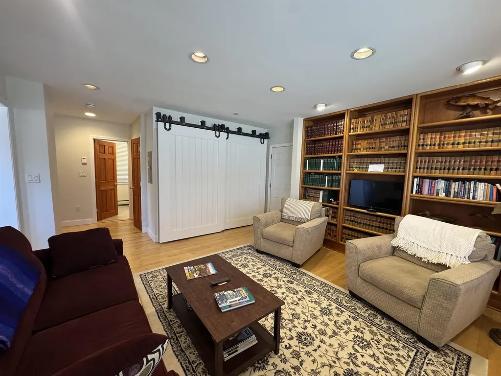 92 Main Street Ludlow VT 05149