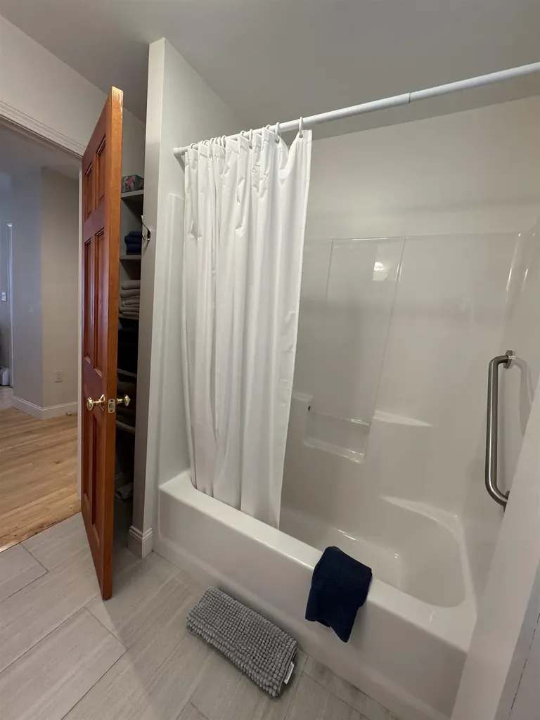 92 Main Street Ludlow VT 05149