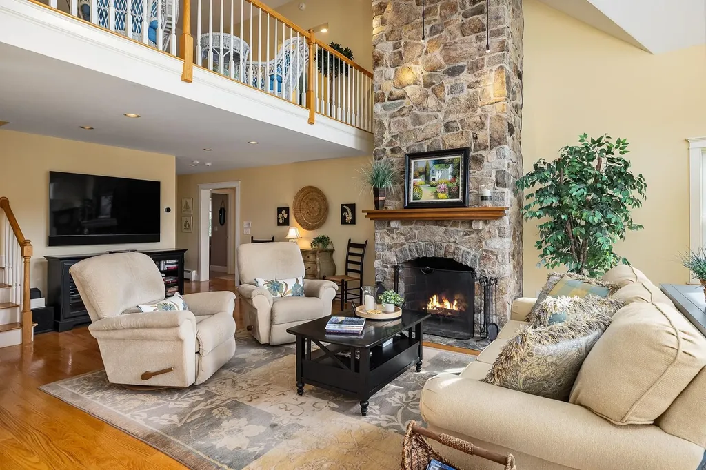 2 Rands Lane Rye NH 03870