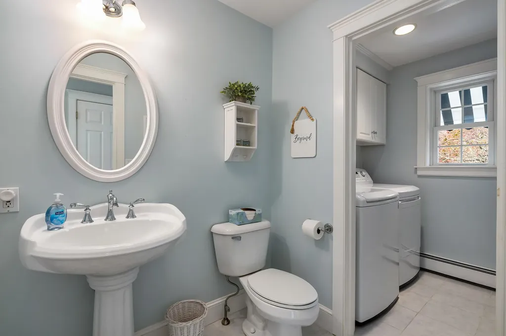 2 Rands Lane Rye NH 03870