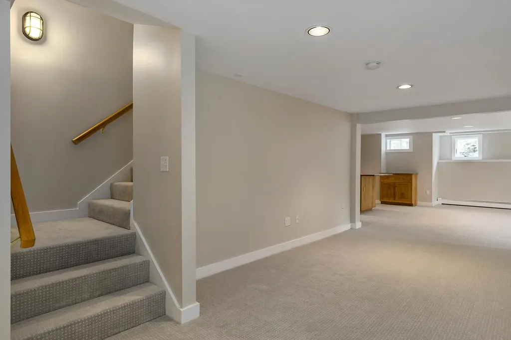 2 Rands Lane Rye NH 03870