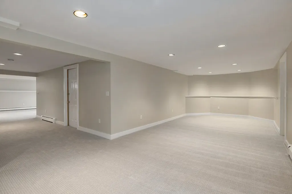 2 Rands Lane Rye NH 03870