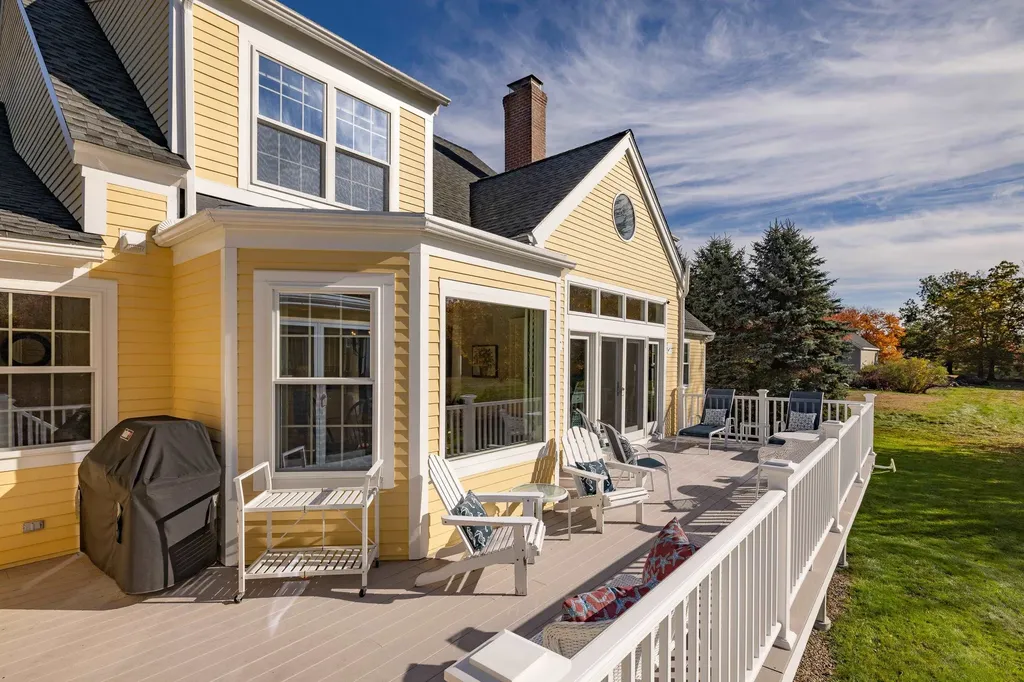 2 Rands Lane Rye NH 03870