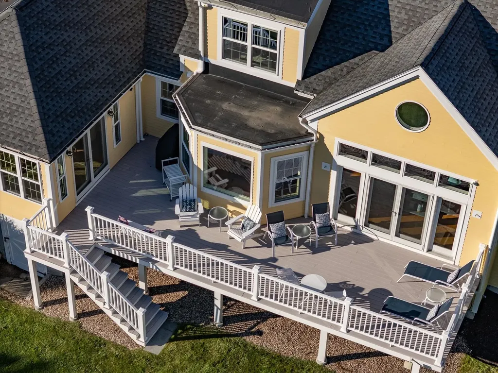 2 Rands Lane Rye NH 03870