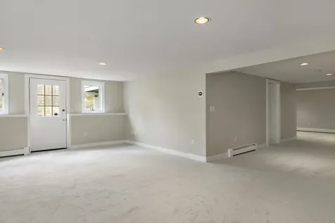 2 Rands Lane Rye NH 03870