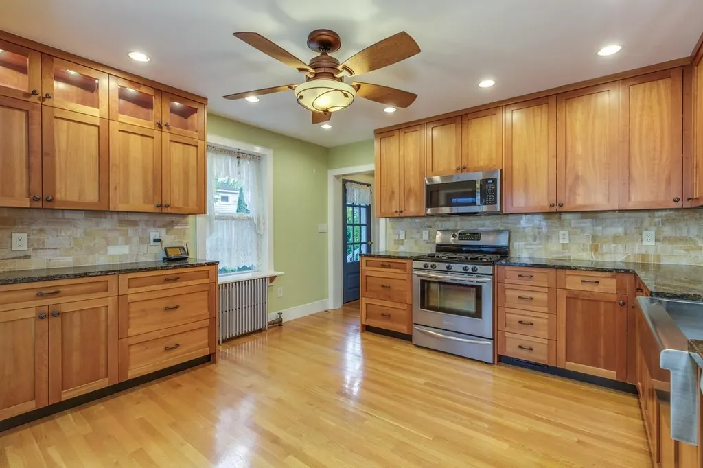 255 River Road Manchester NH 03104