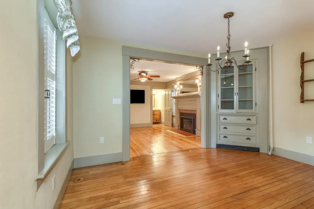 255 River Road Manchester NH 03104