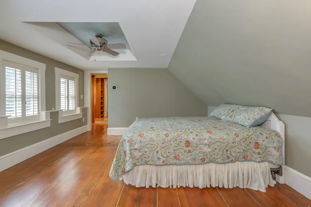 255 River Road Manchester NH 03104