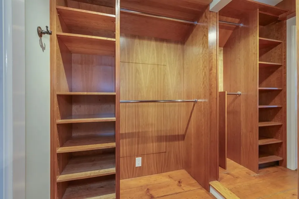 255 River Road Manchester NH 03104