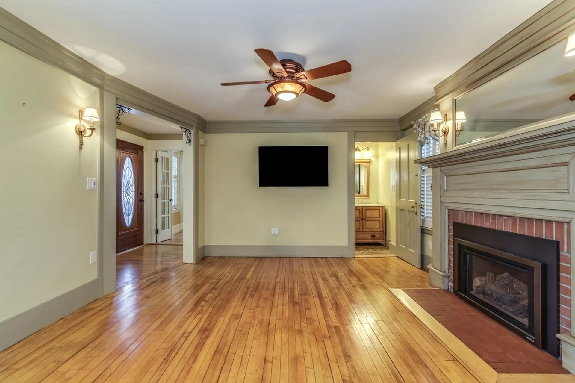 255 River Road Manchester NH 03104