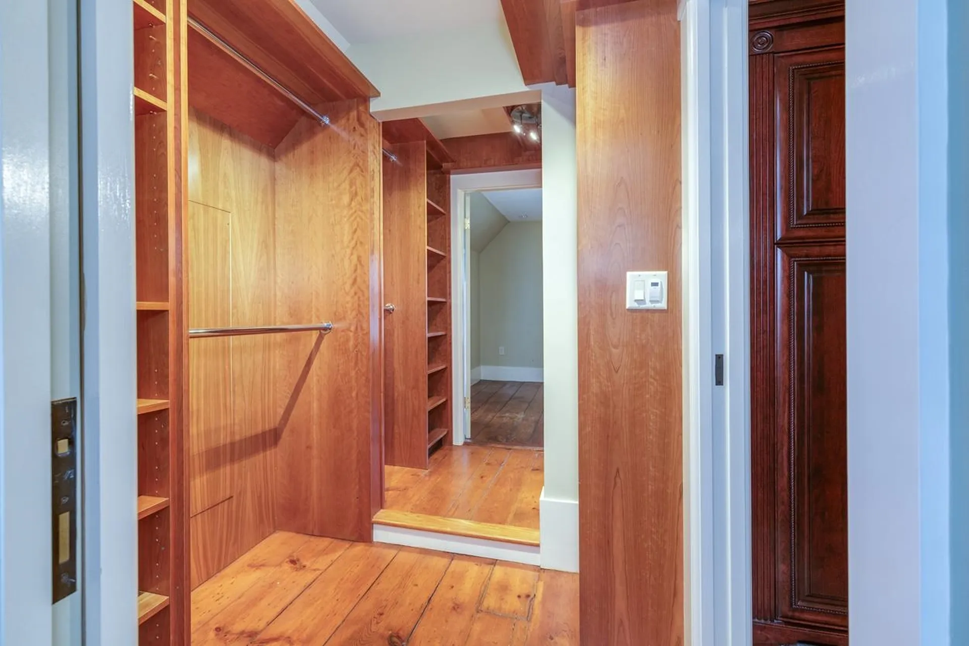 255 River Road Manchester NH 03104