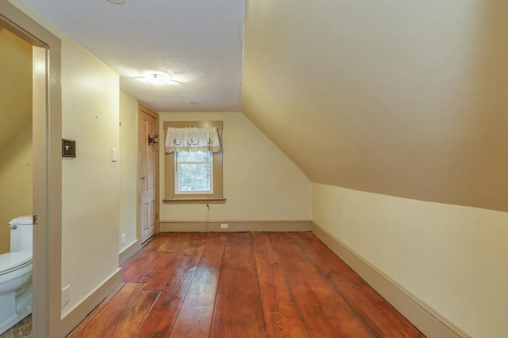 255 River Road Manchester NH 03104