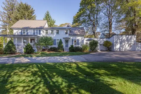 255 River Road Manchester NH 03104