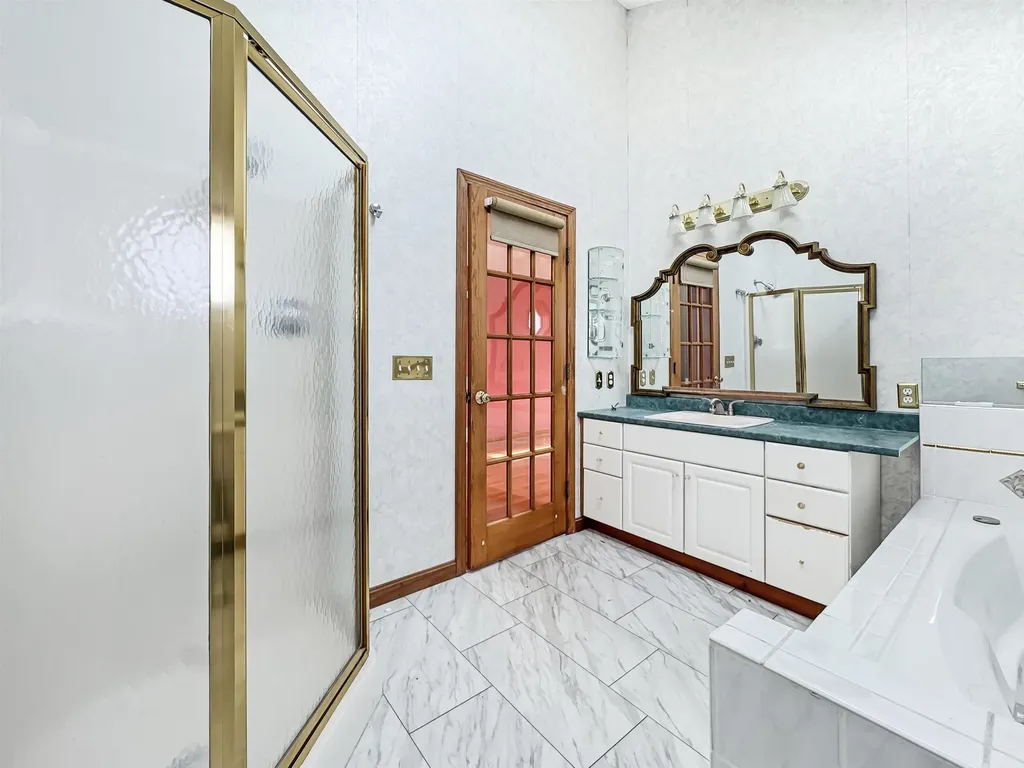 19 Silver Hill Drive Epsom NH 03234