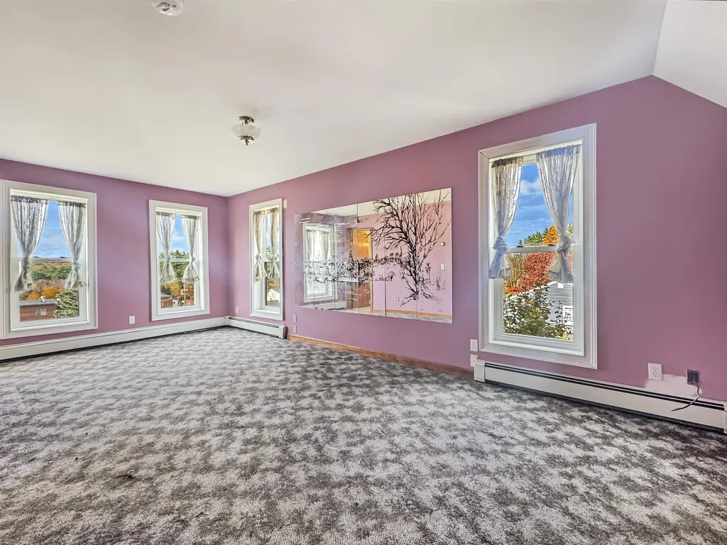 19 Silver Hill Drive Epsom NH 03234