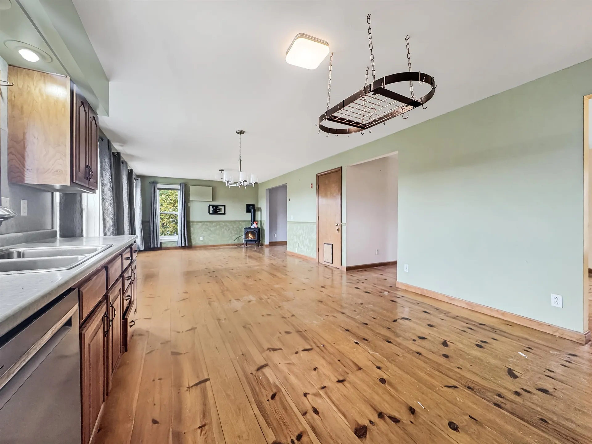 19 Silver Hill Drive Epsom NH 03234