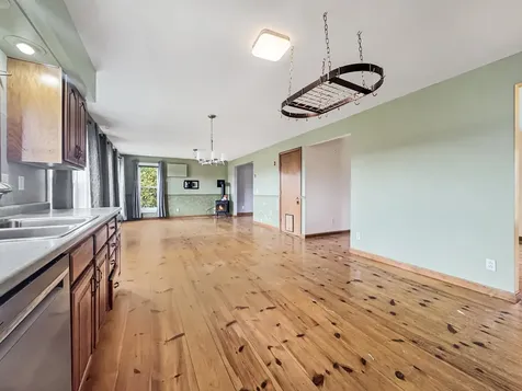 19 Silver Hill Drive Epsom NH 03234