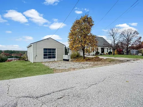 19 Silver Hill Drive Epsom NH 03234