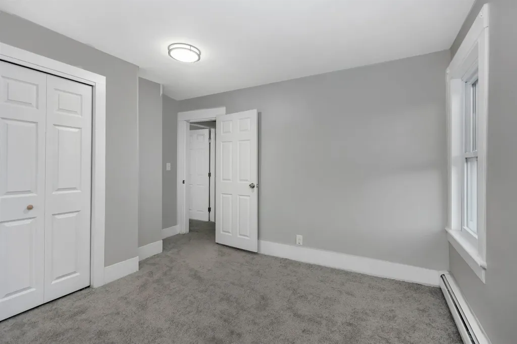 4 Badger Street Nashua NH 03060