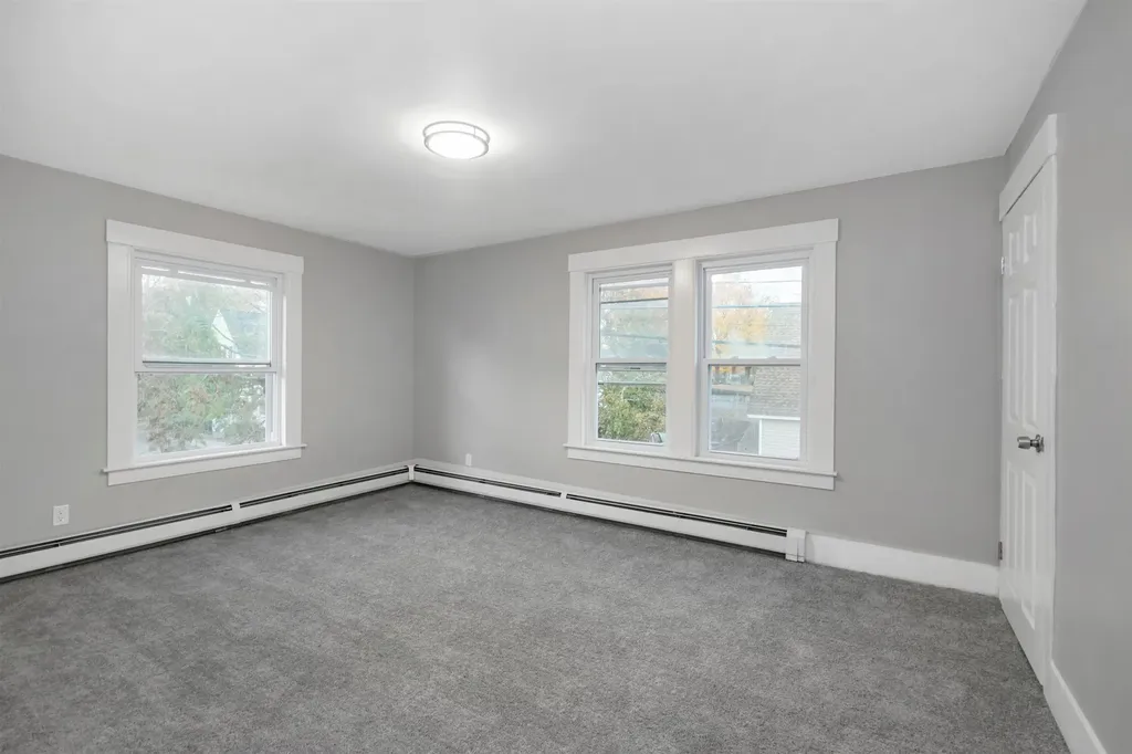 4 Badger Street Nashua NH 03060