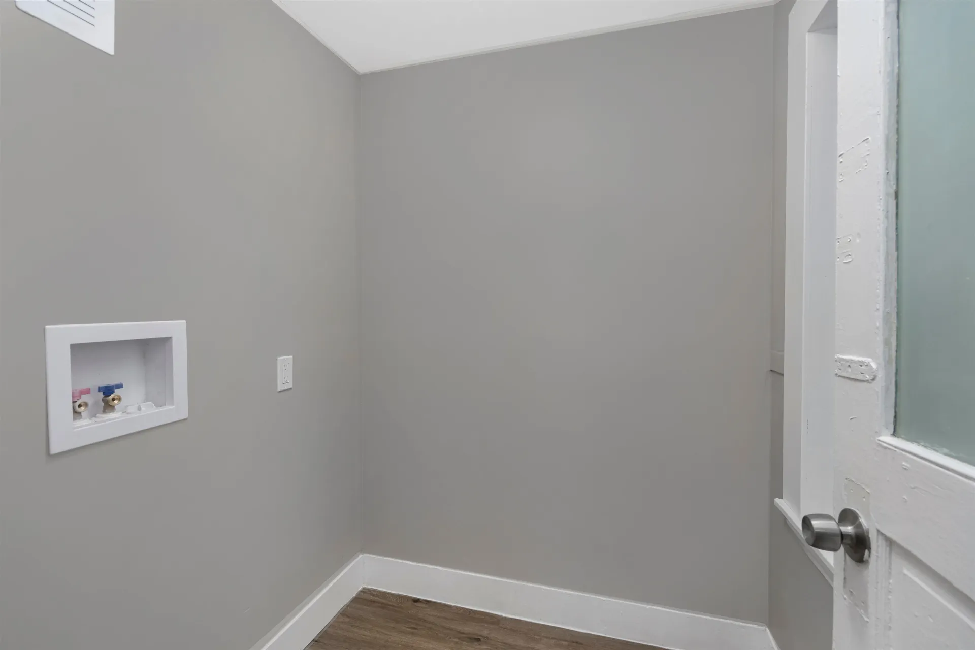 4 Badger Street Nashua NH 03060