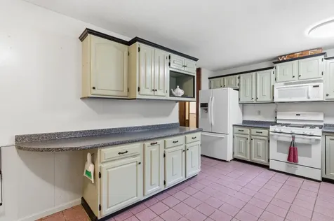 187 Summit Street Franklin NH 03035