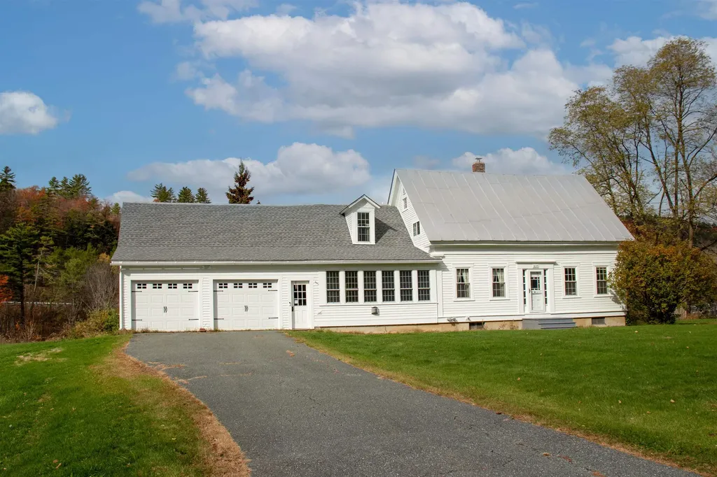 391 Bimson Drive Barnet VT 05821
