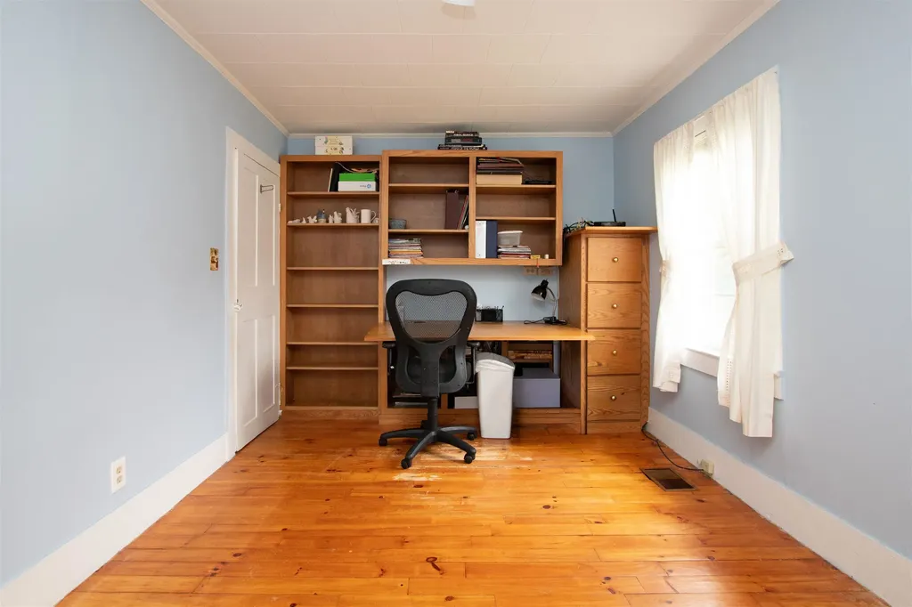 391 Bimson Drive Barnet VT 05821