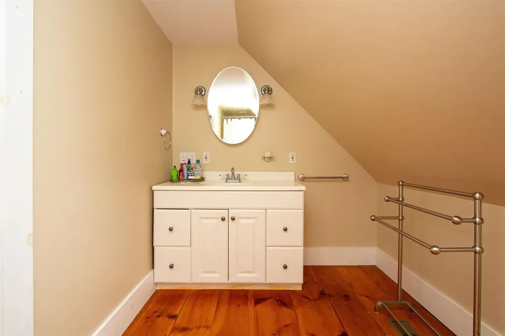 391 Bimson Drive Barnet VT 05821