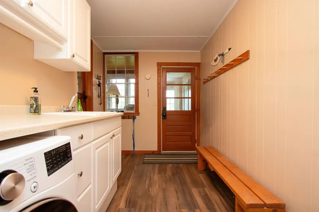 391 Bimson Drive Barnet VT 05821