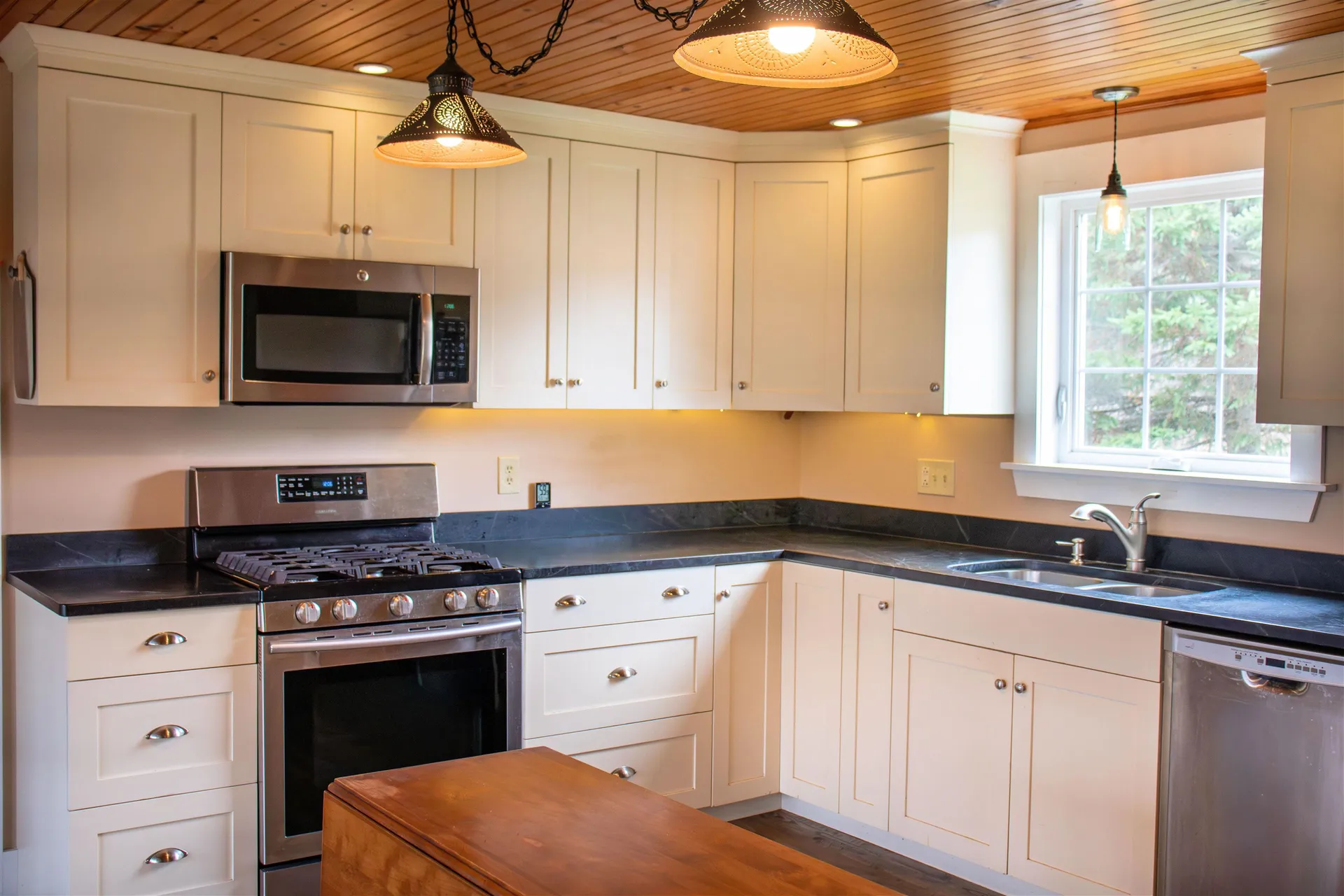 391 Bimson Drive Barnet VT 05821