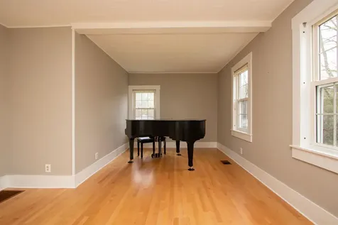 391 Bimson Drive Barnet VT 05821