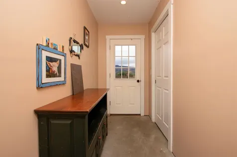 391 Bimson Drive Barnet VT 05821