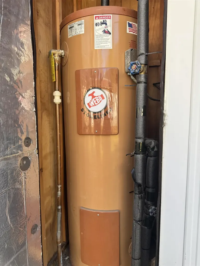 31 Crescent Drive Brattleboro VT 05301