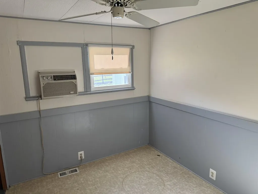 31 Crescent Drive Brattleboro VT 05301