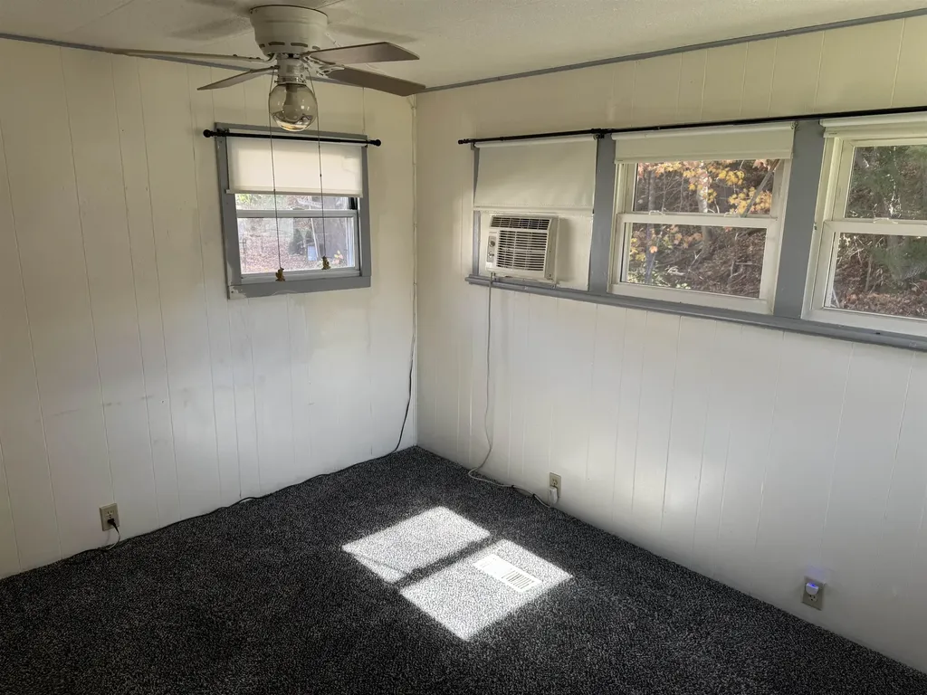 31 Crescent Drive Brattleboro VT 05301