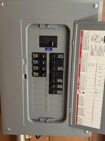 31 Crescent Drive Brattleboro VT 05301