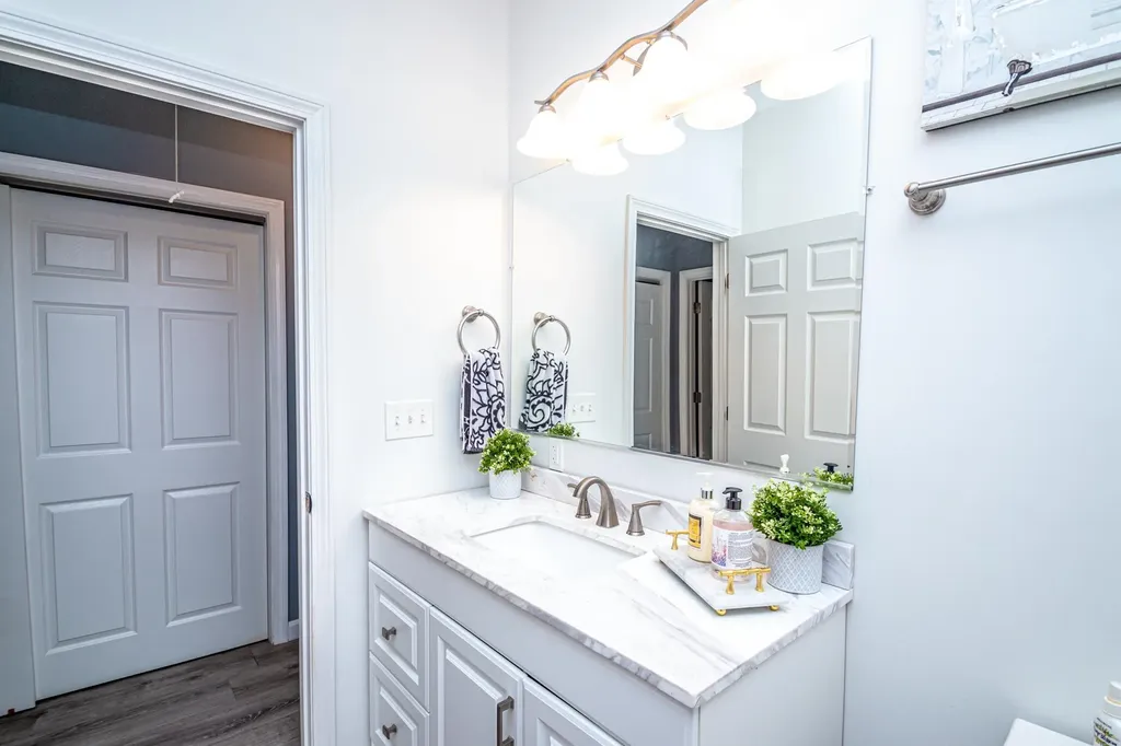 74 Garmish Road Conway NH 03818