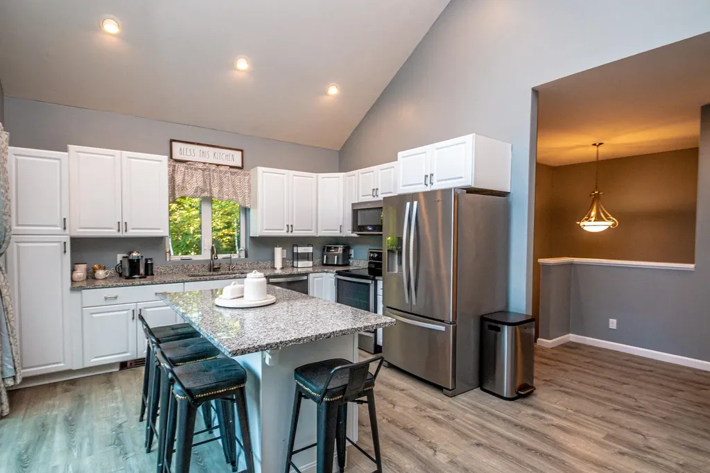 74 Garmish Road Conway NH 03818