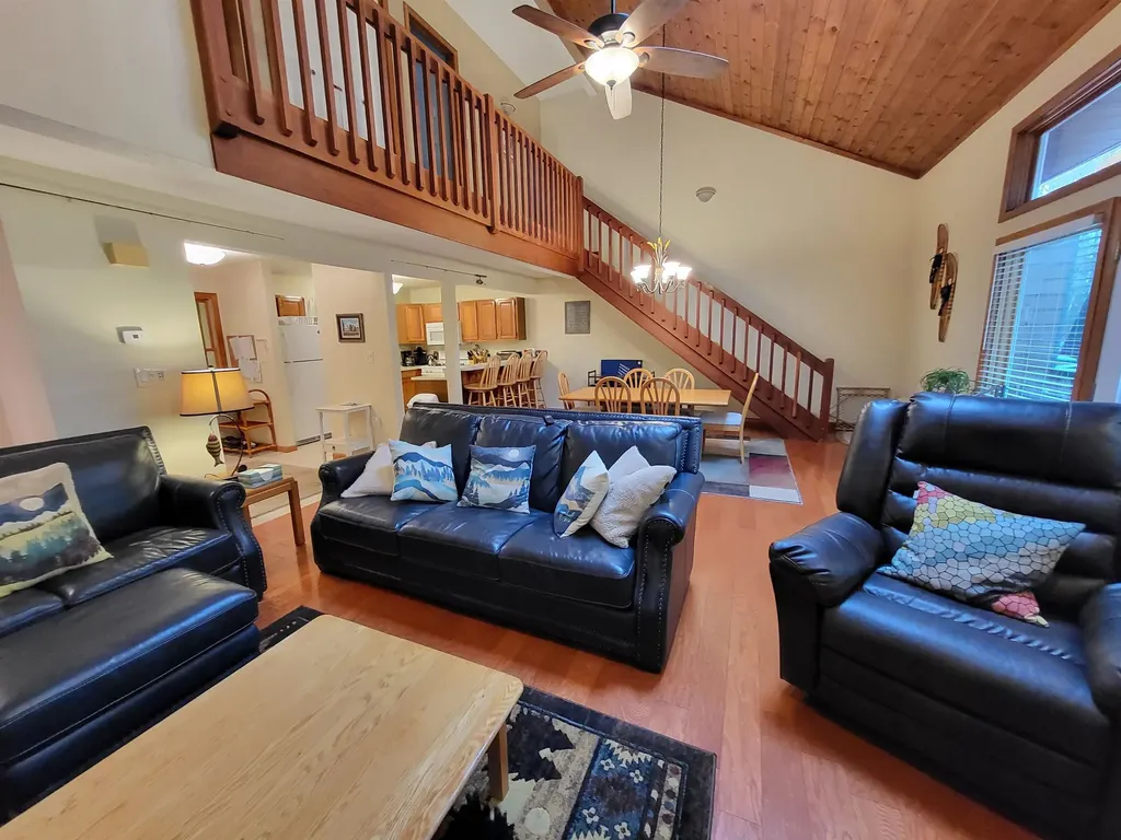 17 Ridge Drive Woodstock NH 03262