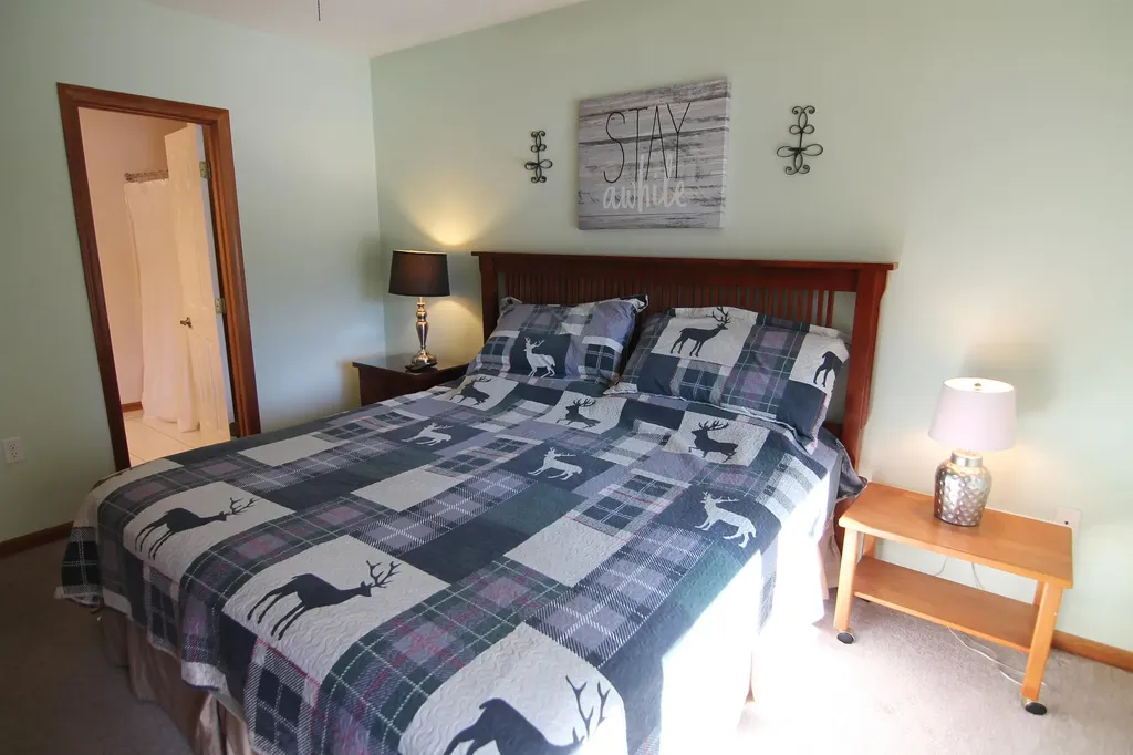 17 Ridge Drive Woodstock NH 03262