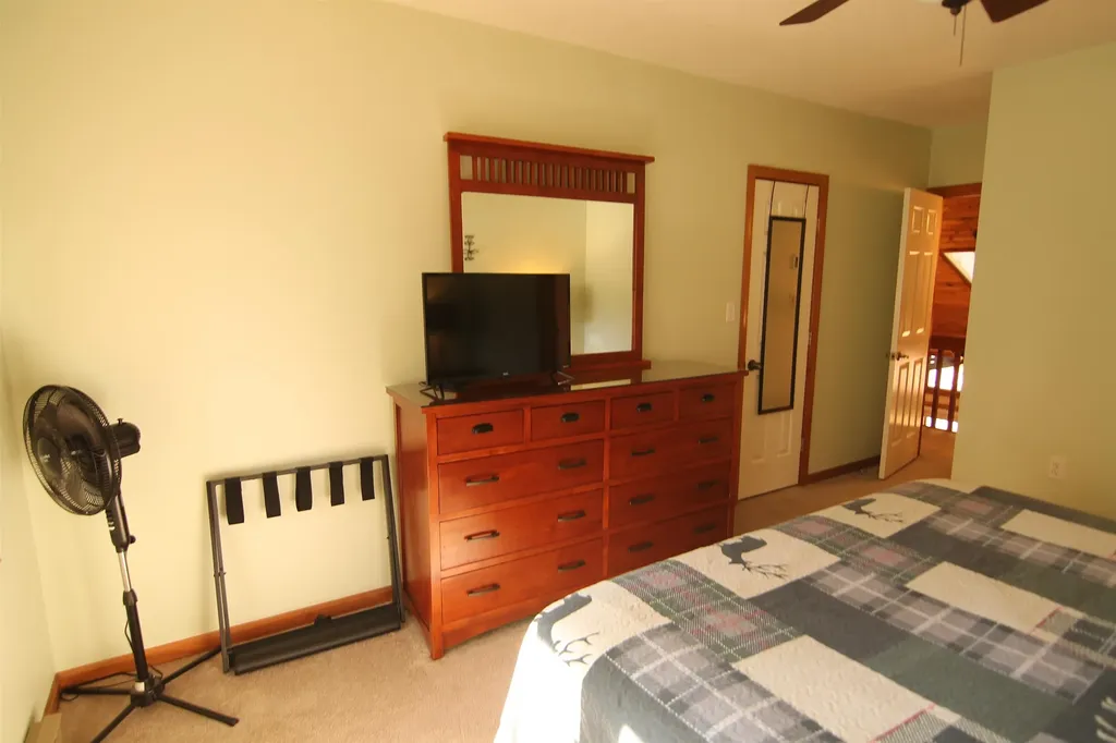 17 Ridge Drive Woodstock NH 03262